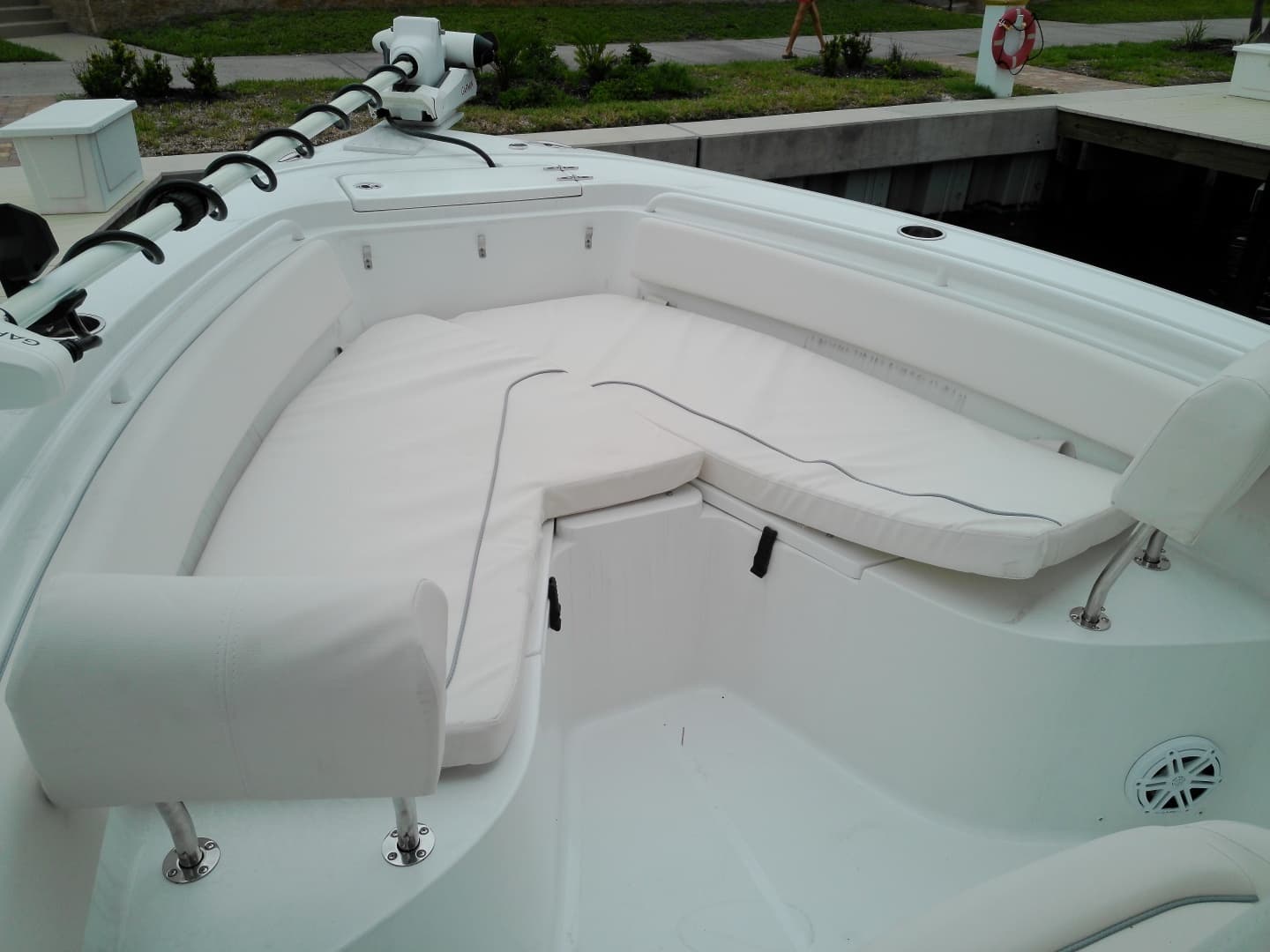 2026 Sea Hunt Ultra 245SE - Image 2