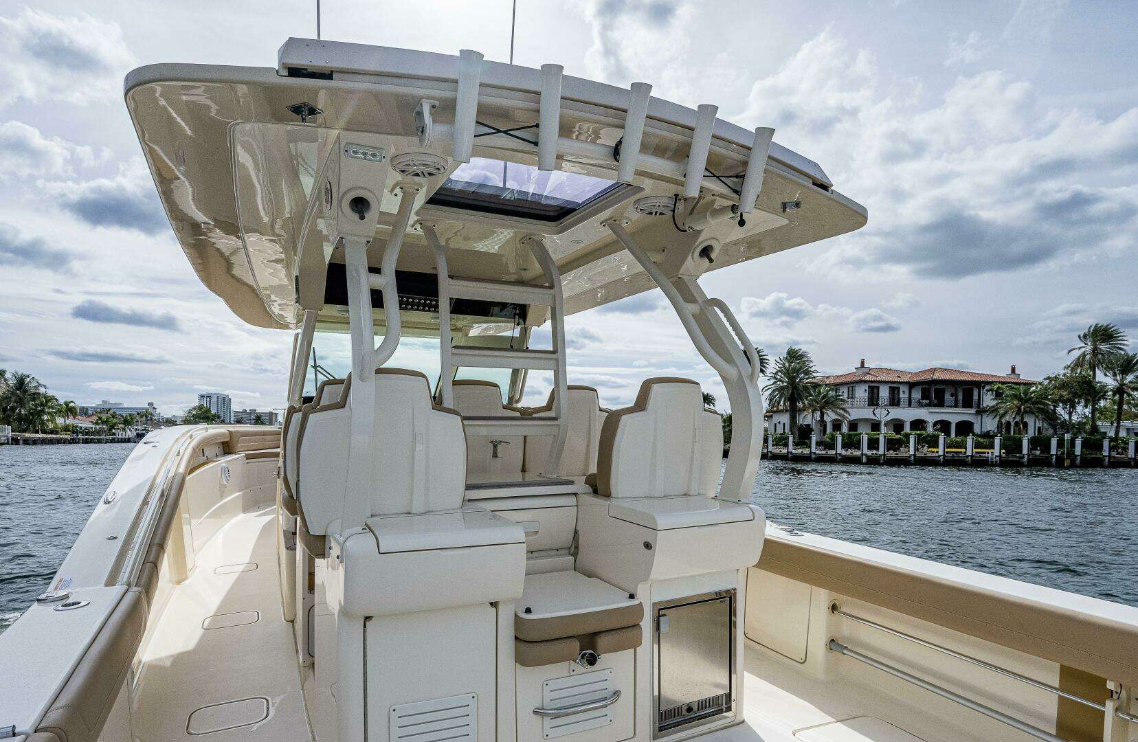 2019 Scout 420 LXF - Image 19