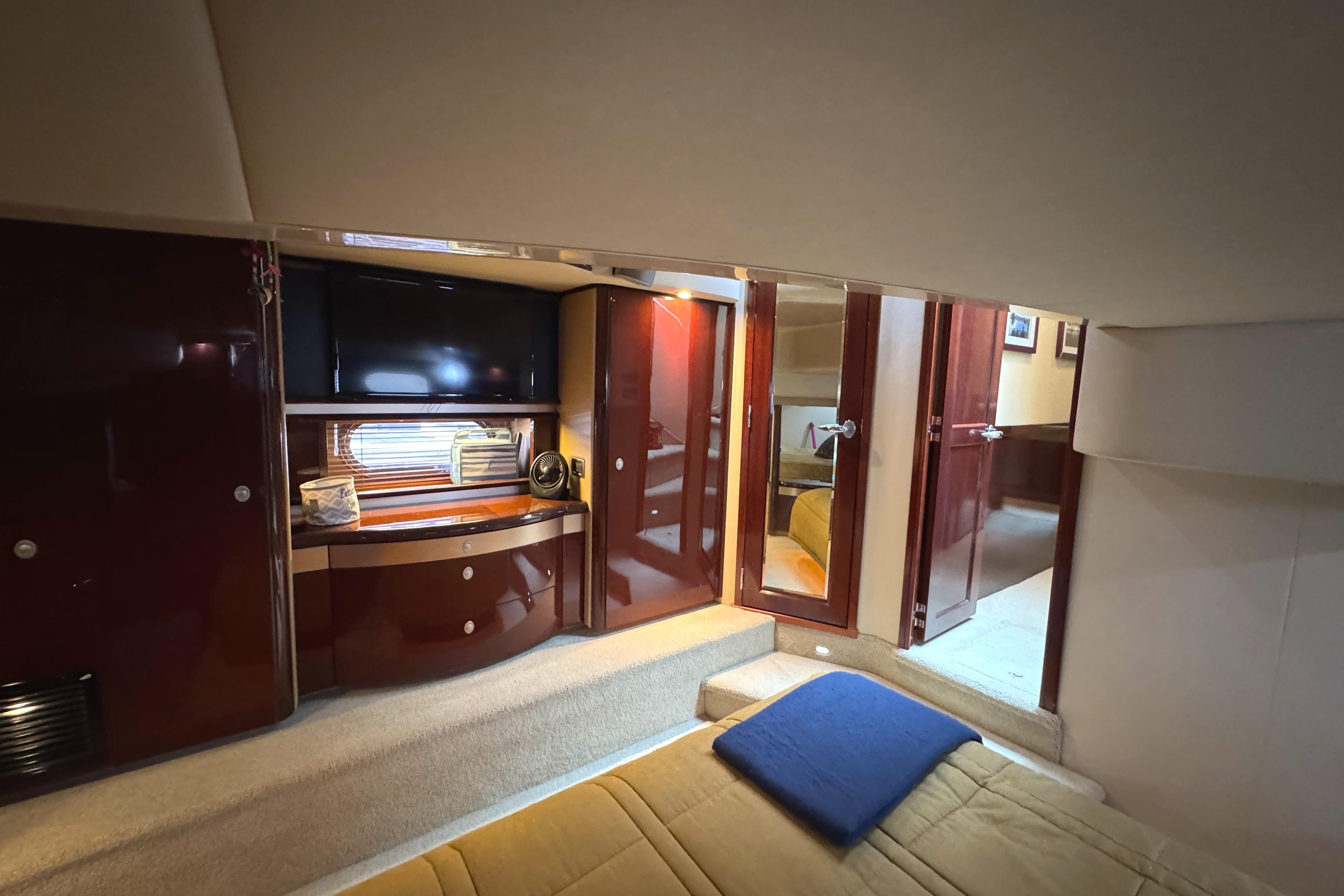 2007 Sea Ray 58 Sedan Bridge - 54