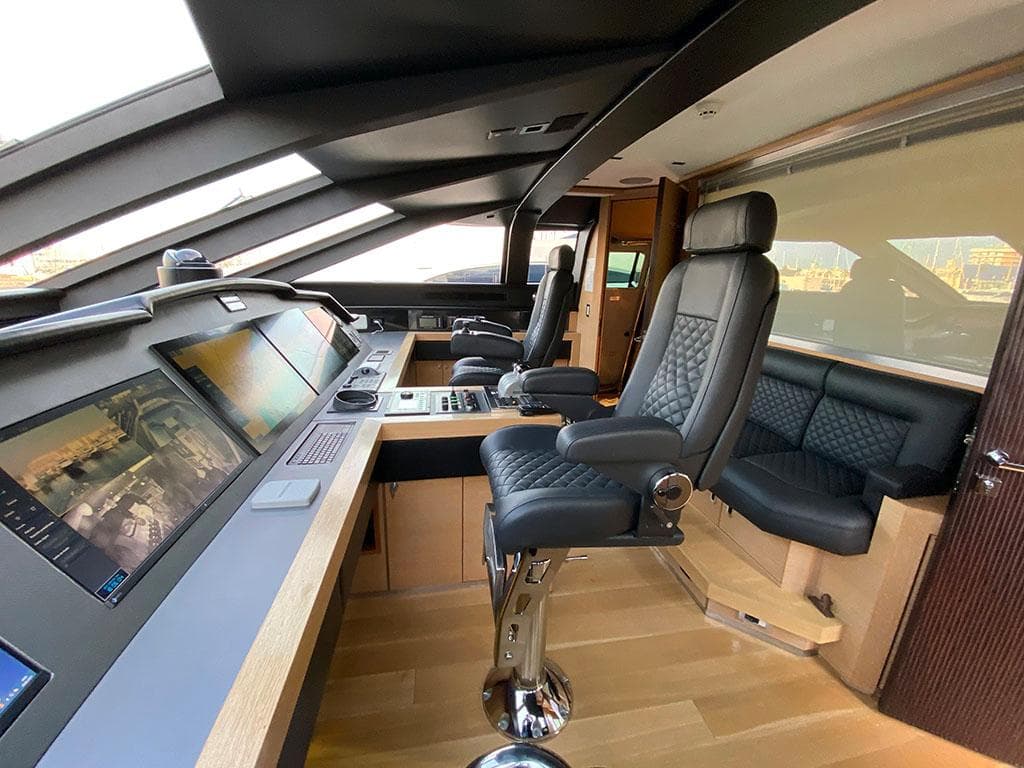 2005 Palmer Johnson 120 - 56