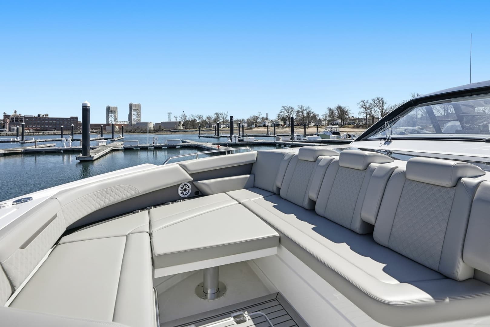 2026 Cruisers Yachts 50GLS OB - Image 51