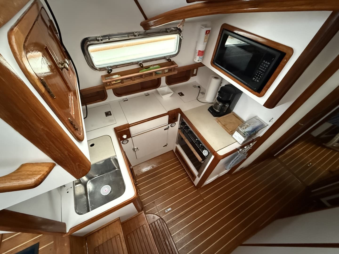1996 Legacy Yachts — - Image 14