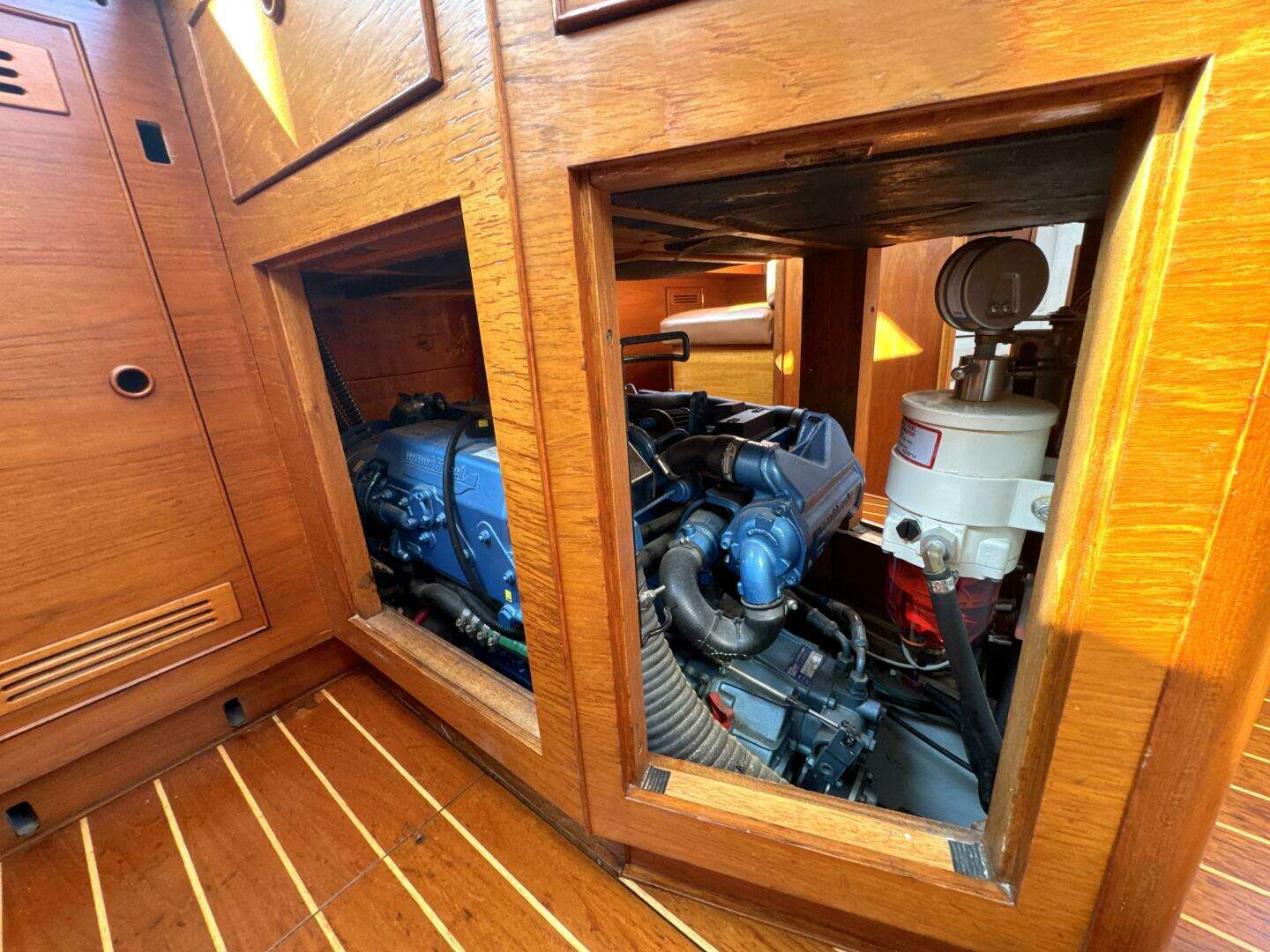 1999 Bowman 48 Aft Cockpit - Image 51
