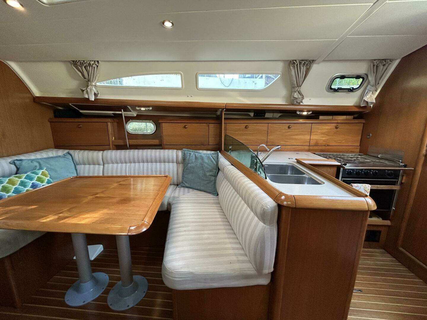 2002 Jeanneau Sun Odyssey 37 - Image 30