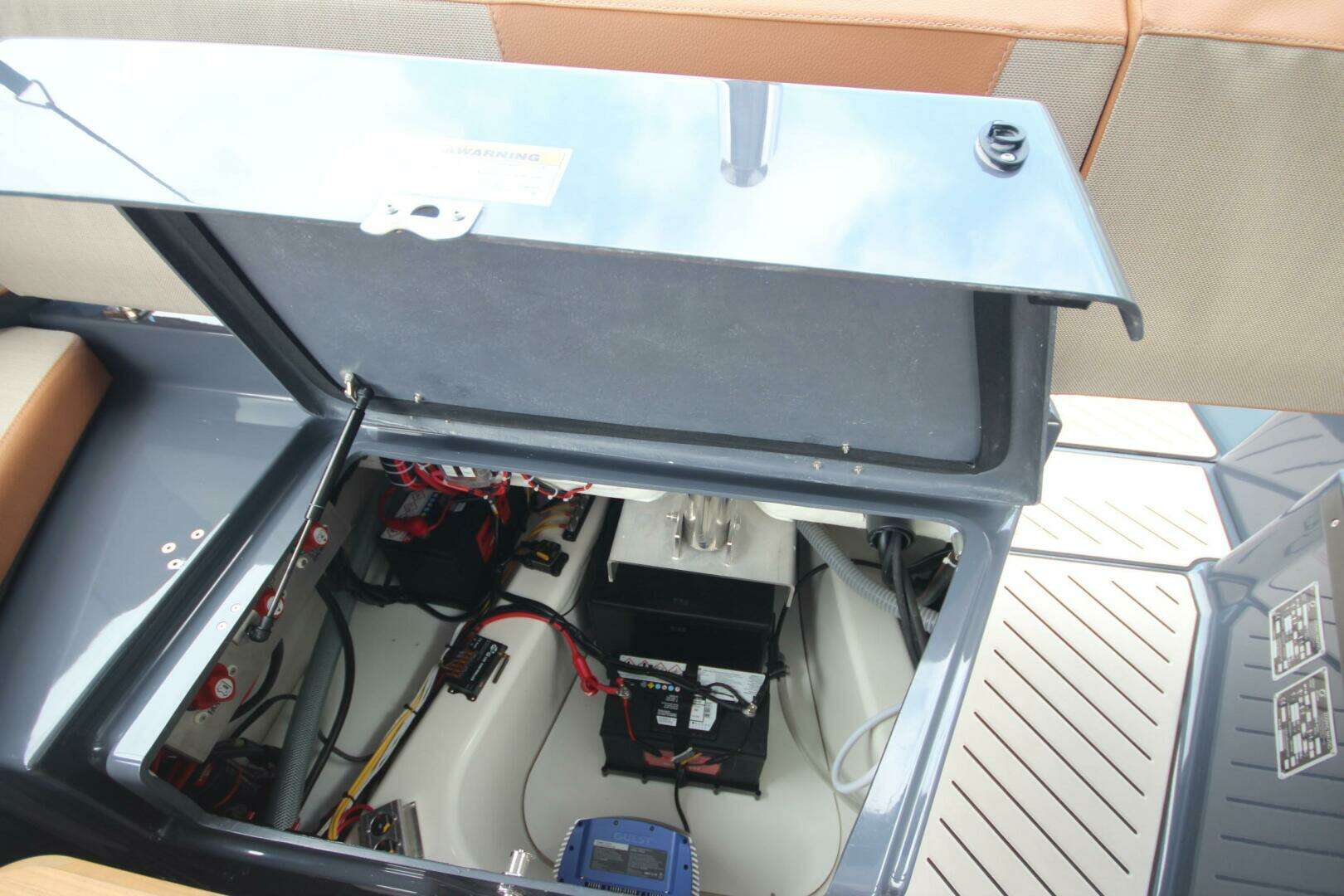 2024 Zodiac Medline 9 NEO - Image 13