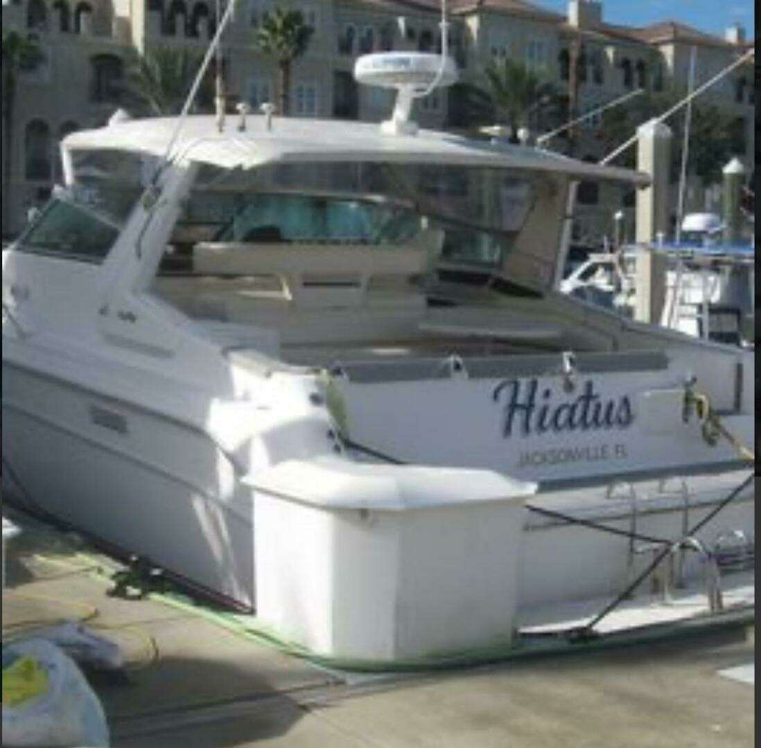 1993 Sea Ray 440 Sundancer - Image 8