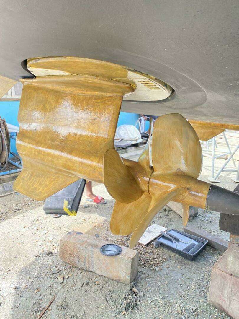2009 Regal 5260 - Image 56