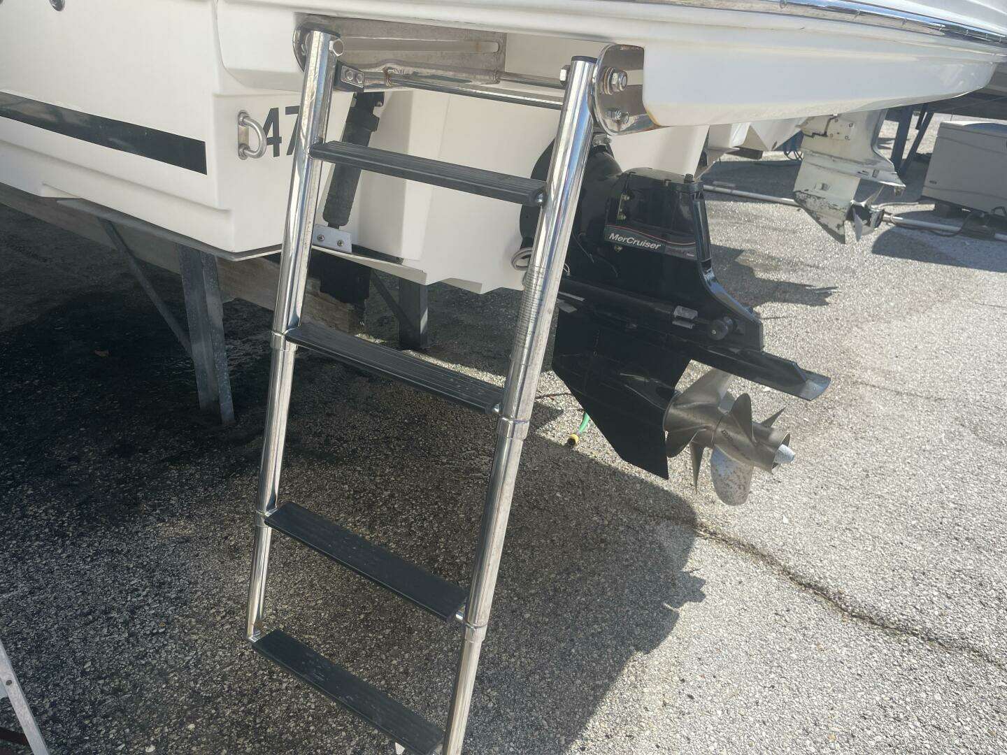 2015 Sea Ray 260 Sundancer - Image 16