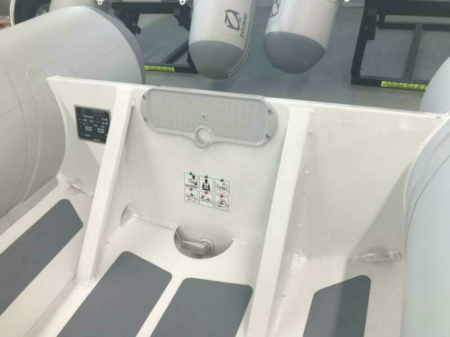 2023 Zodiac Cadet 360 DL RIB ALU PVC - Image 4