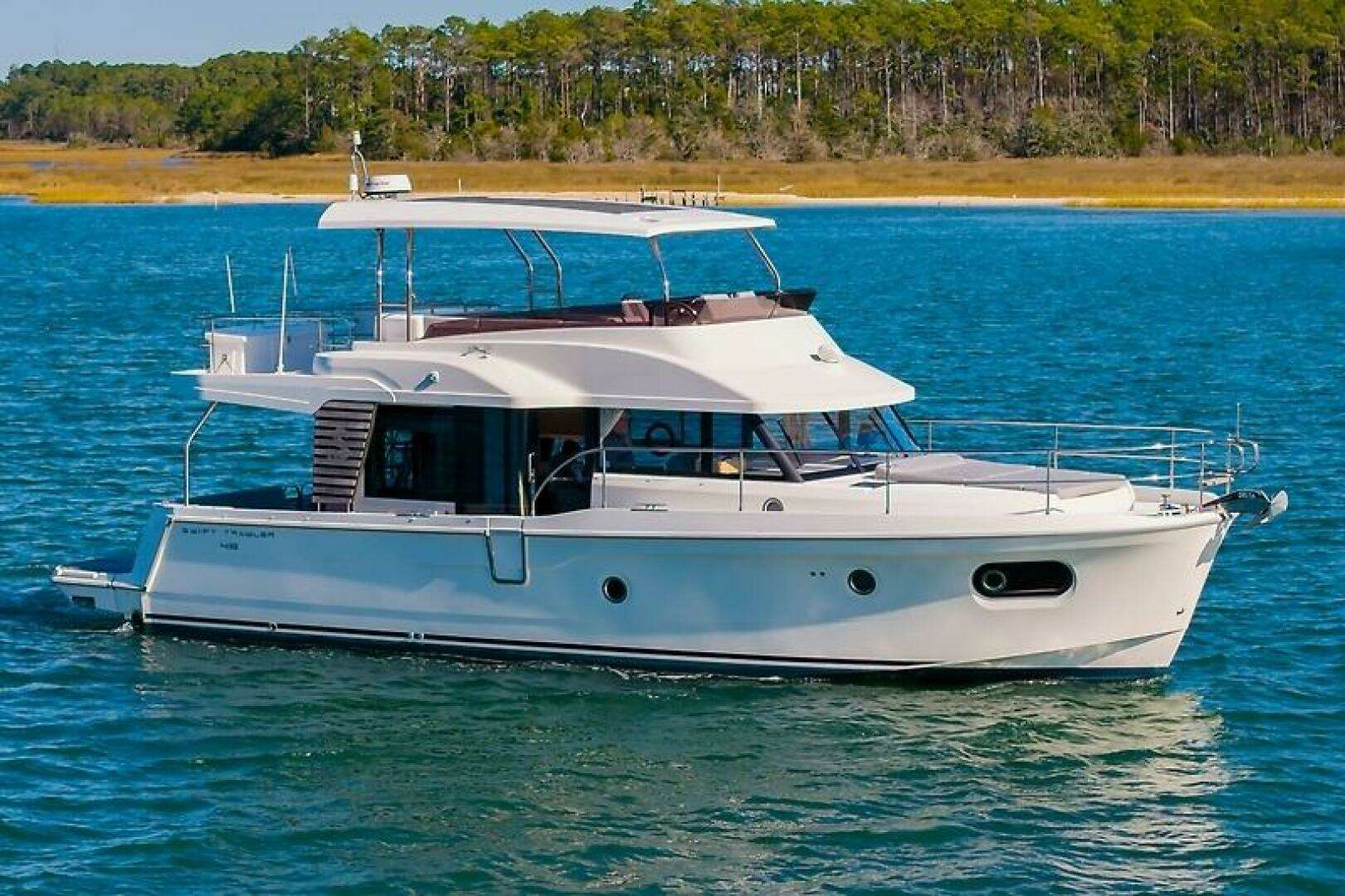 2022 Beneteau Swift Trawler - Image 6