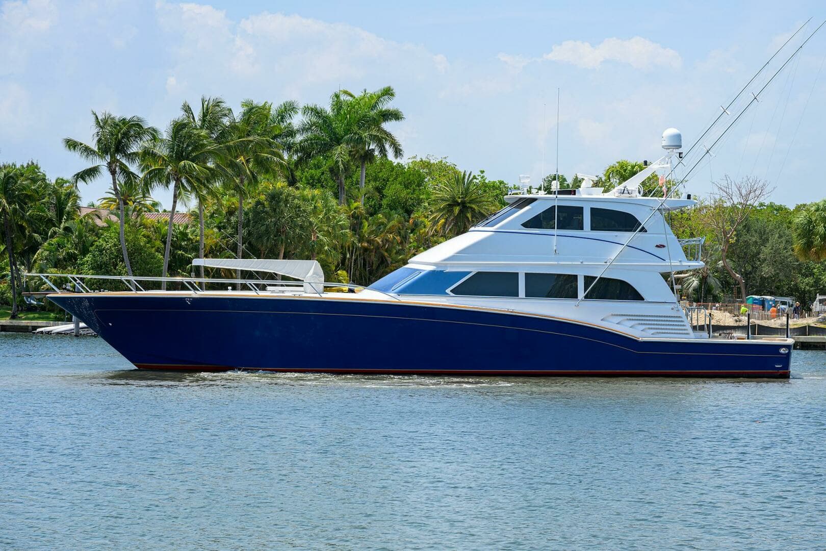 2004 Sea Force IX 82 Enclosed Bridge - Image 6