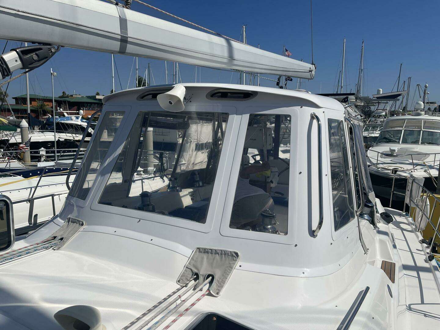2009 Hunter 50 CC - Image 2