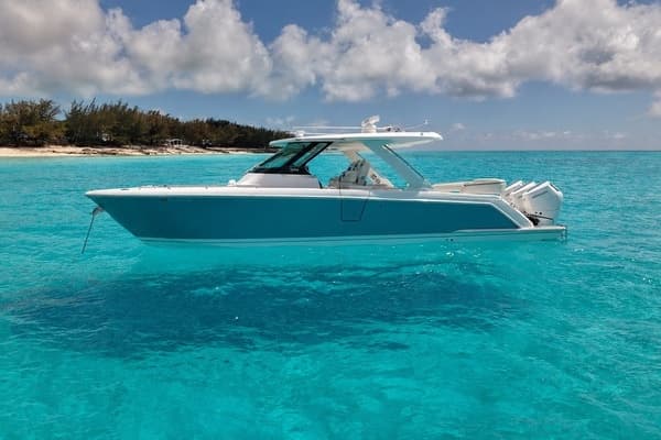 2025 Tiara Yachts 38LS - Image 1