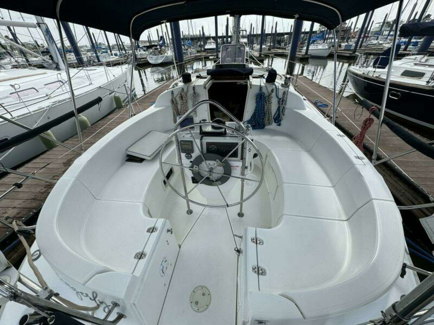 1995 Hunter 336 - Image 9