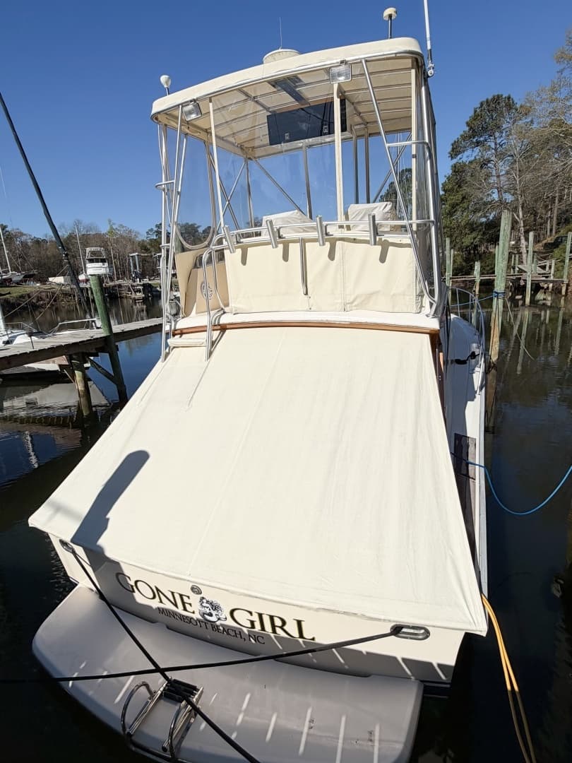 1988 Pacemaker 36 Convertible - Image 10