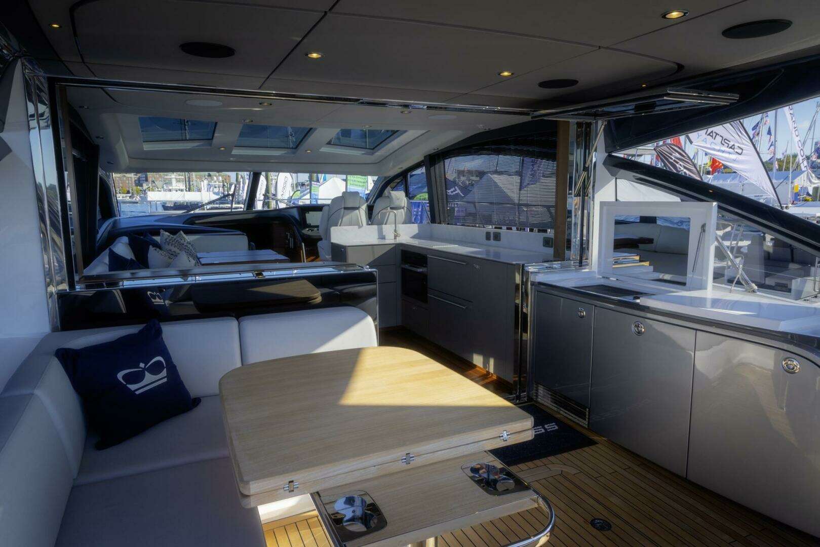 2026 Princess V55 - Image 25