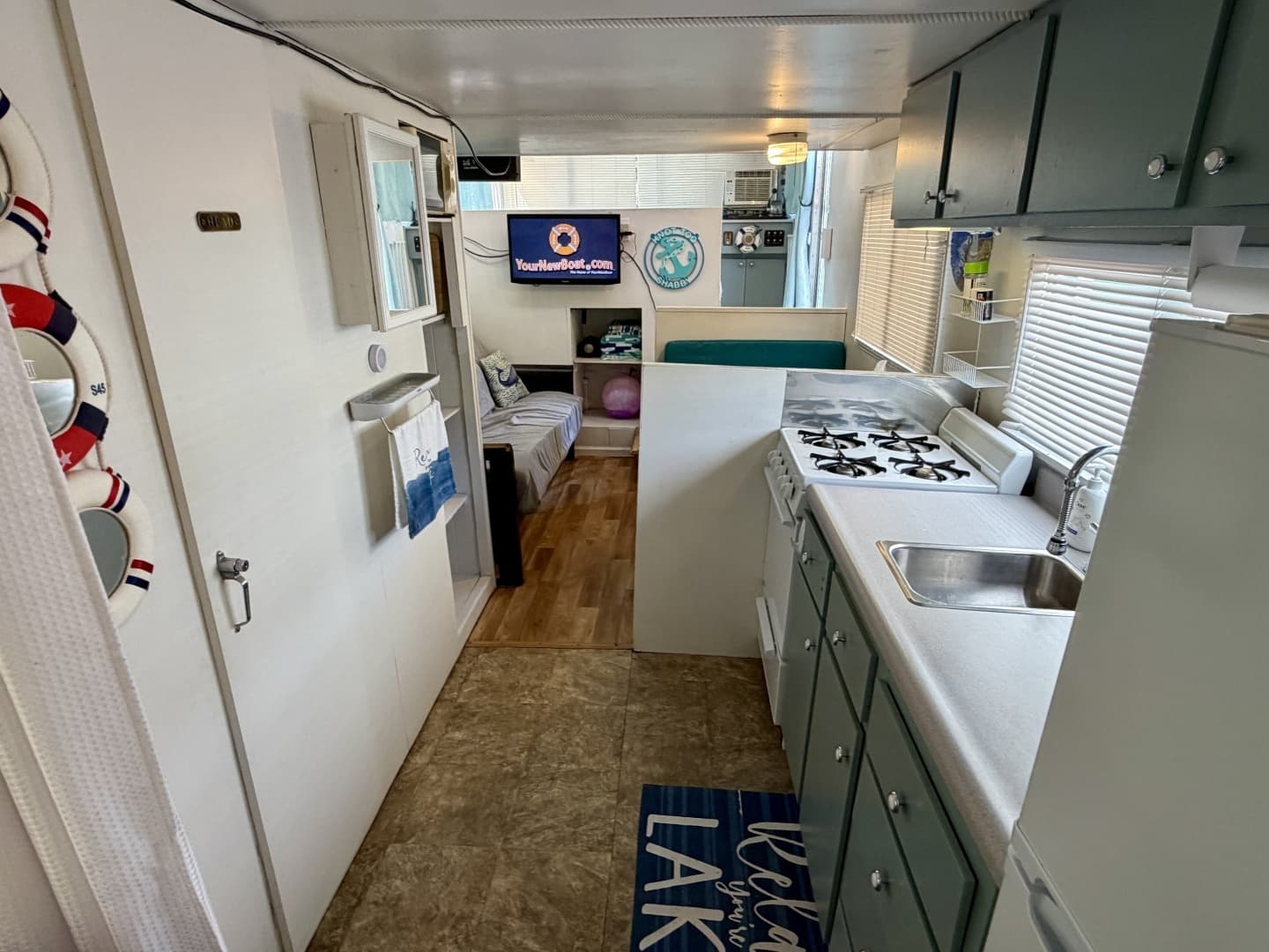 1969 Custom 9 x 27 Floating Cabin - 1969 Drift-R-Cruz - 238sqft - Image 45