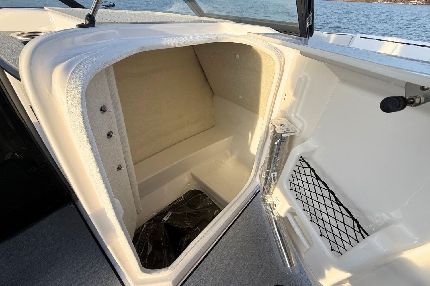 2026 Yamaha Boats AR250 - 22