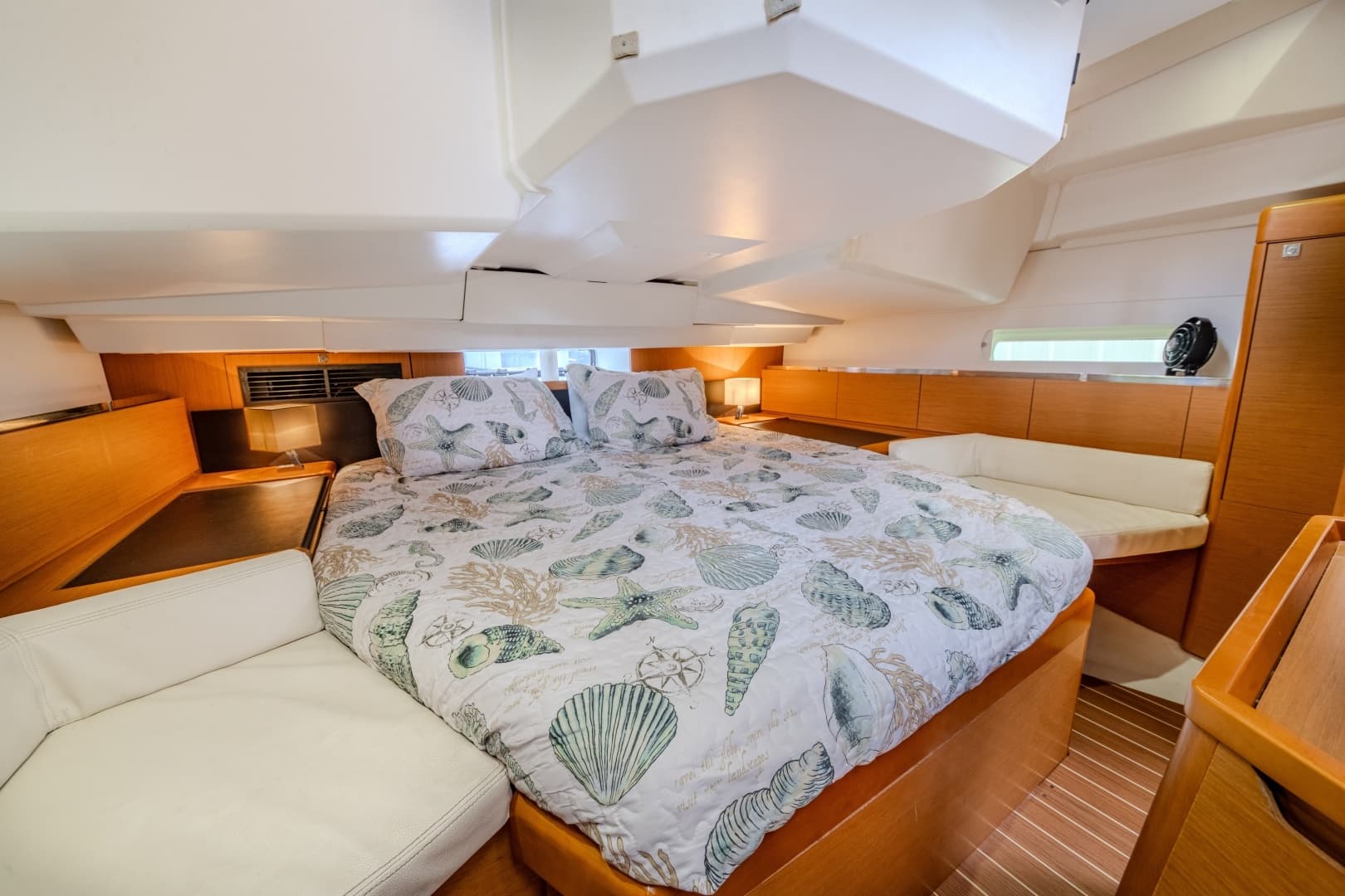 2015 Jeanneau 41 DS - Image 56