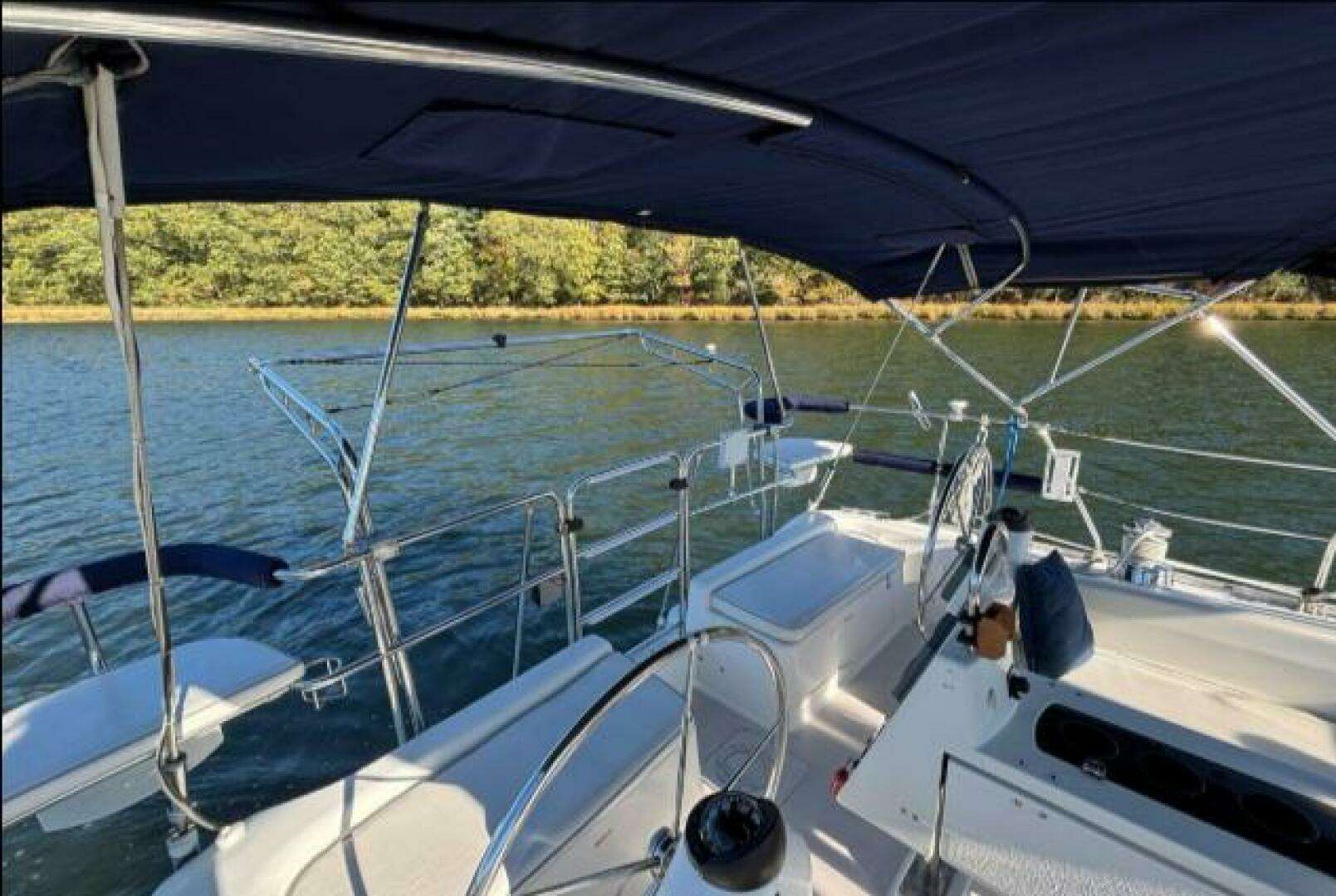 2004 Catalina 400 - Image 25