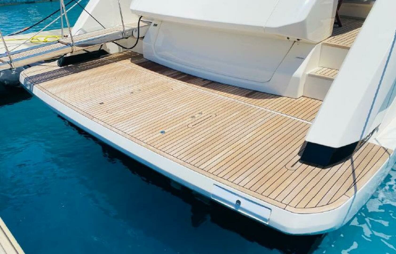 2020 Ferretti Yachts 670 - Image 19