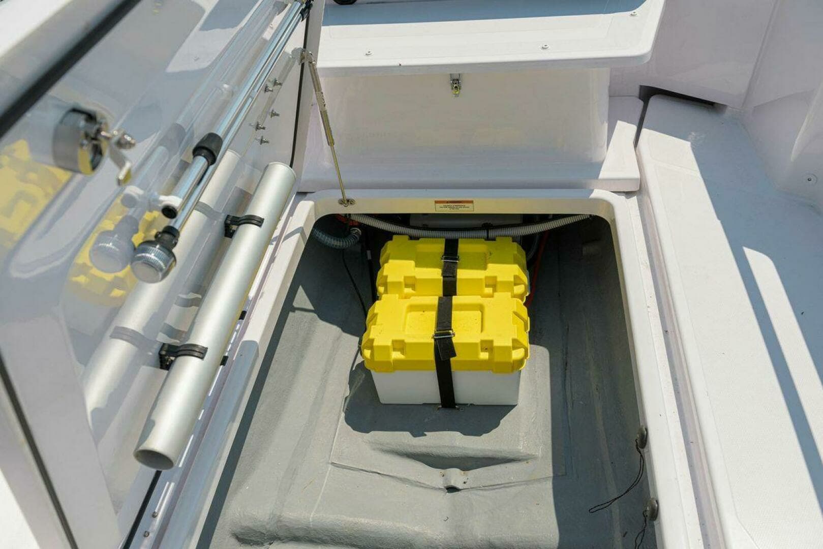 2021 Axopar 22 Spyder - Image 30