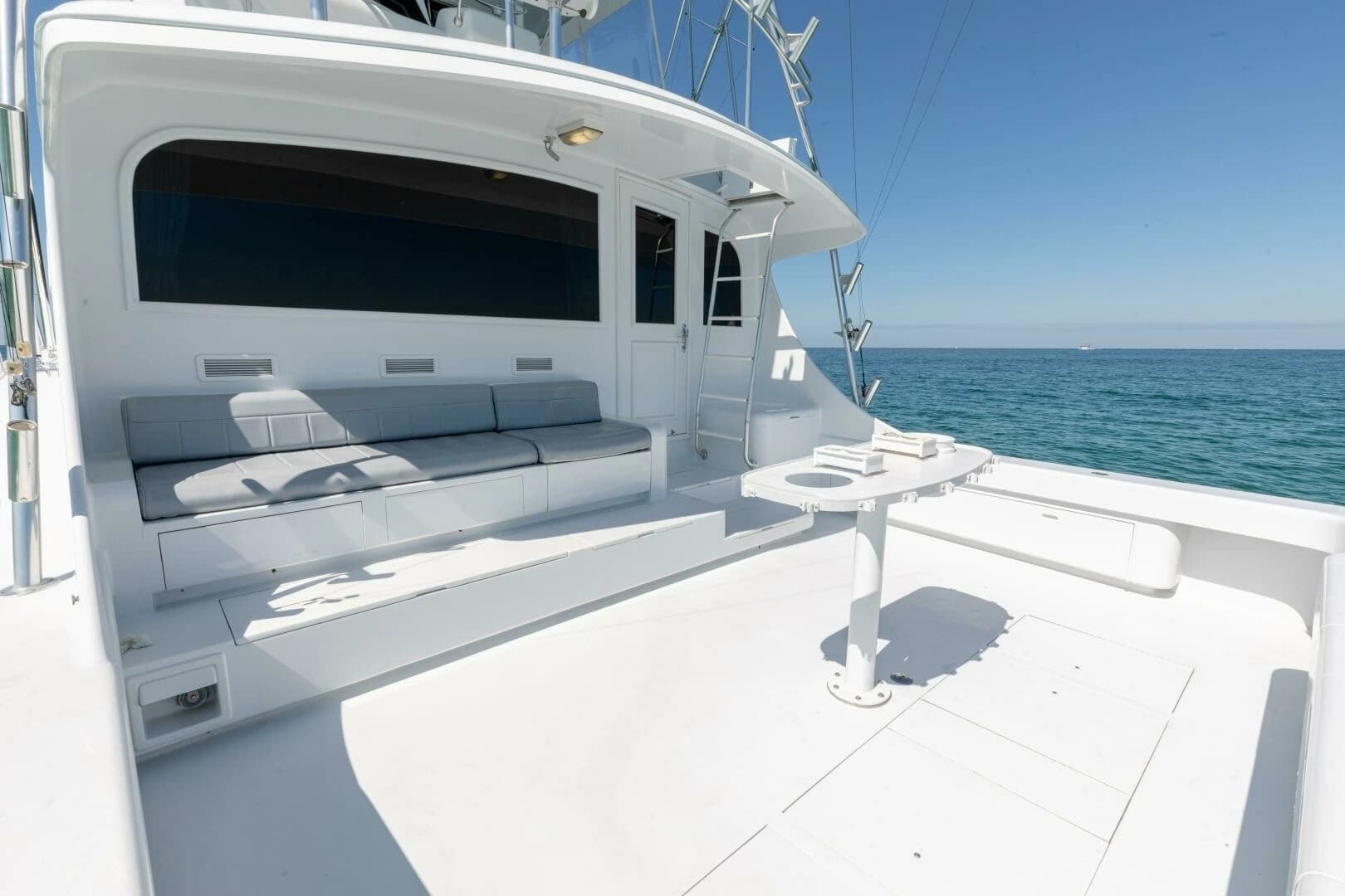 1998 Miller Marine 60 Convertible - Image 33
