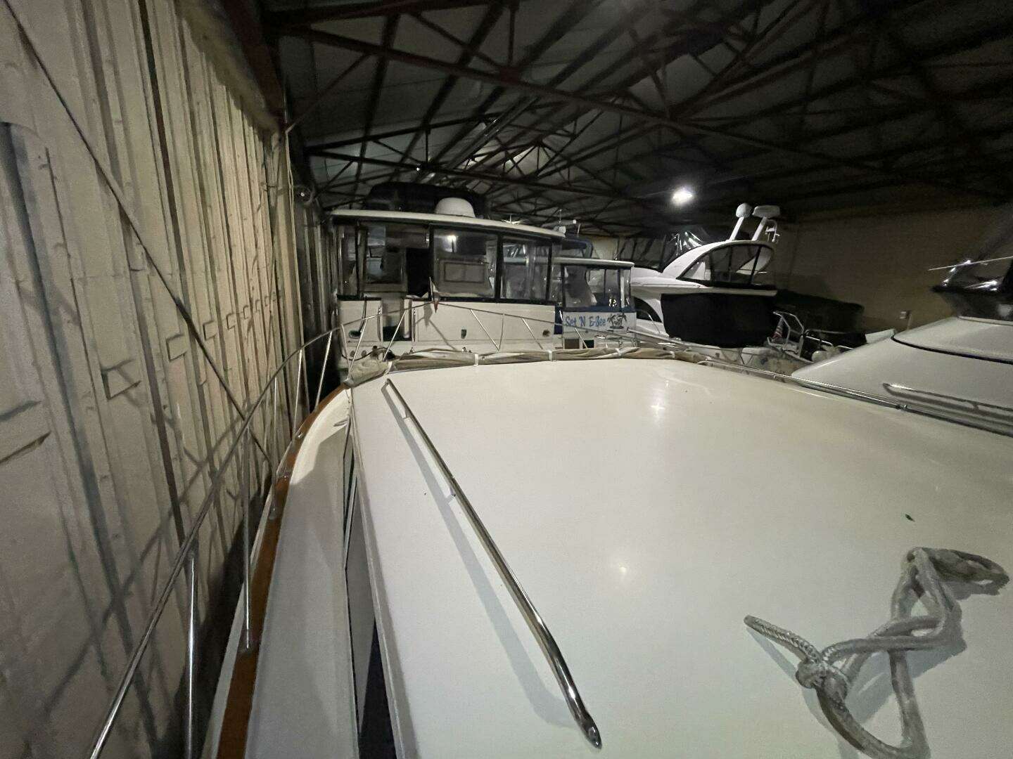1986 Egg Harbor 40 Motor Yacht - Image 12
