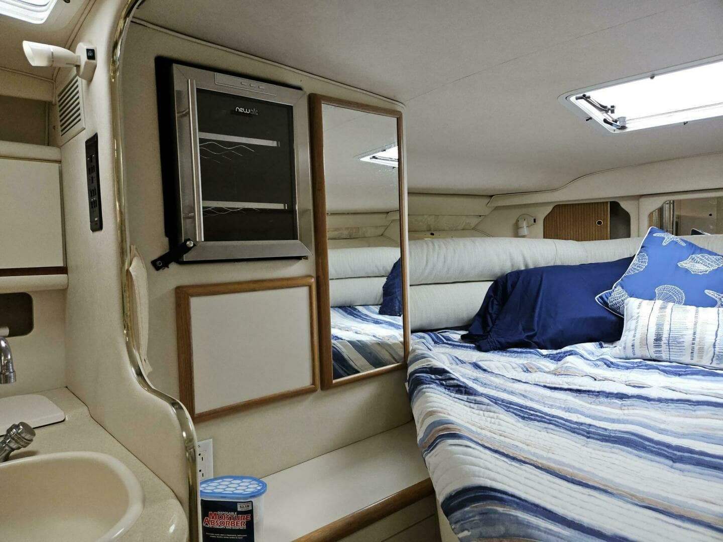 1999 Sea Ray — - Image 25