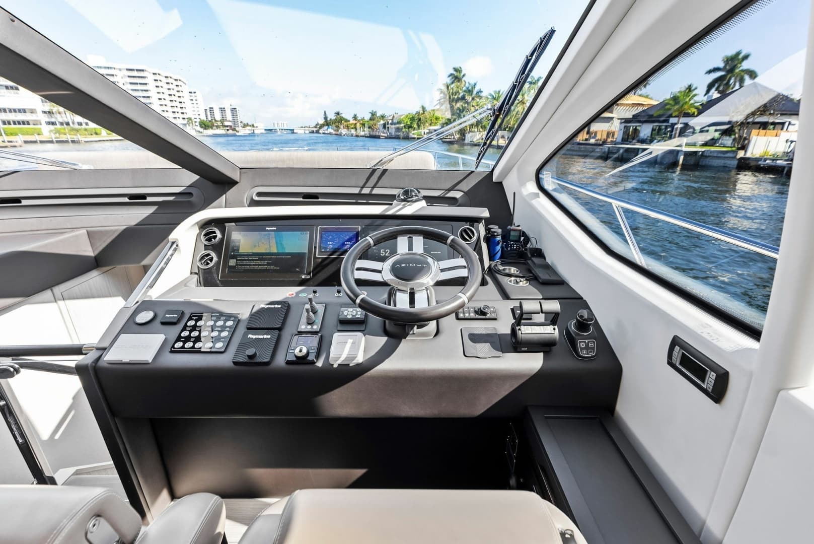 2020 Azimut Flybridge - Image 33