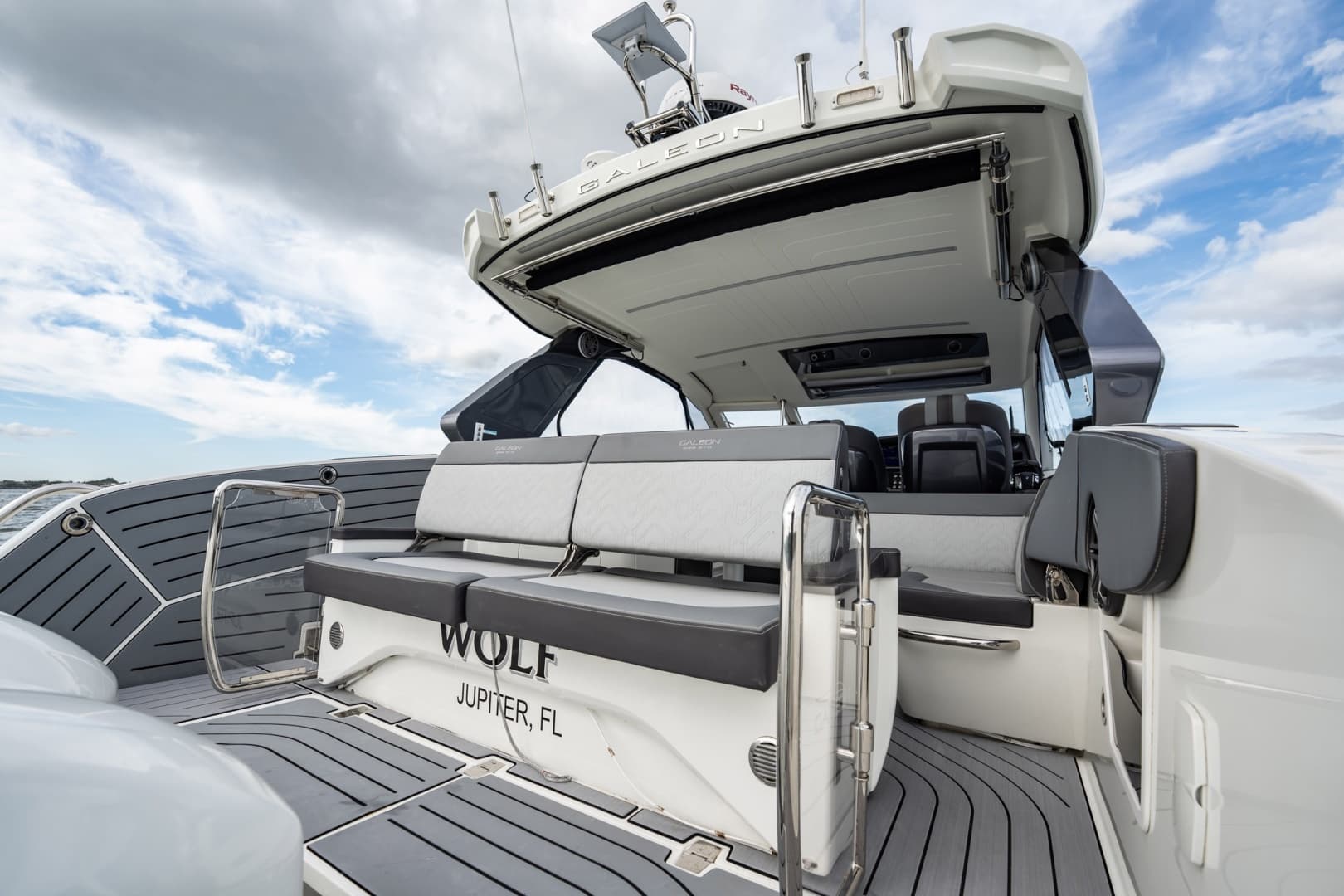 2023 Galeon — - Image 37