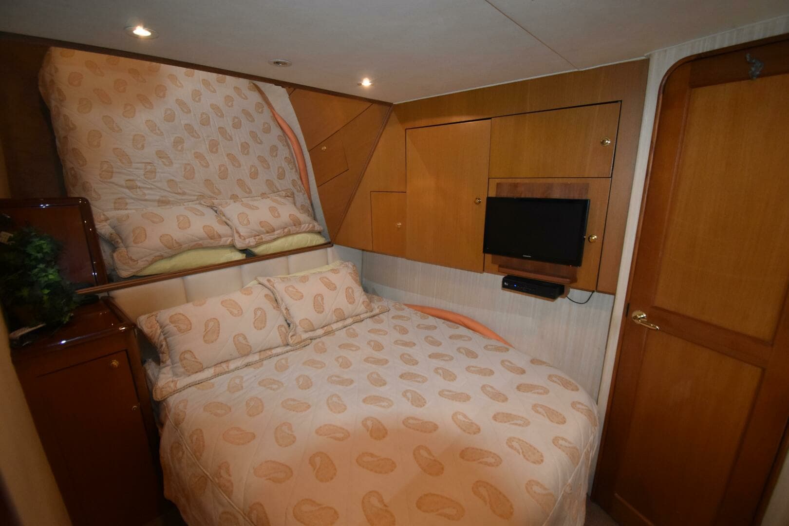 2003 Ocean Yachts 48 Super Sport - Image 30