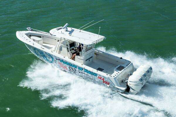 2022 SeaVee 390Z - Image 1