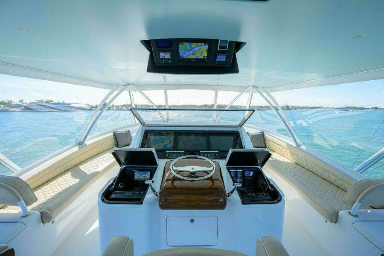 2020 Viking 72 Convertible - Image 34
