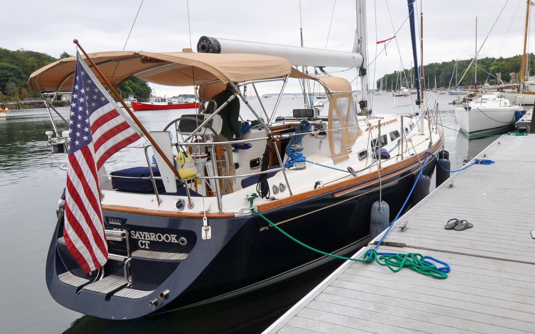 2004 Sabre 426 - Image 5