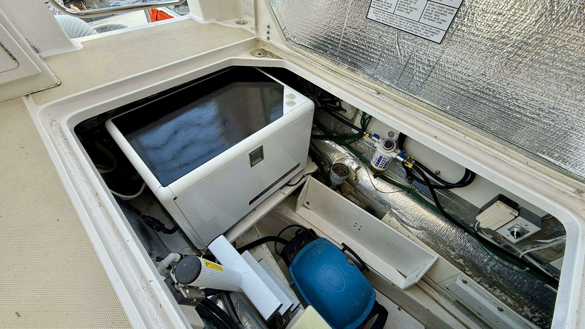 2014 Maine Cat P44 - Image 18
