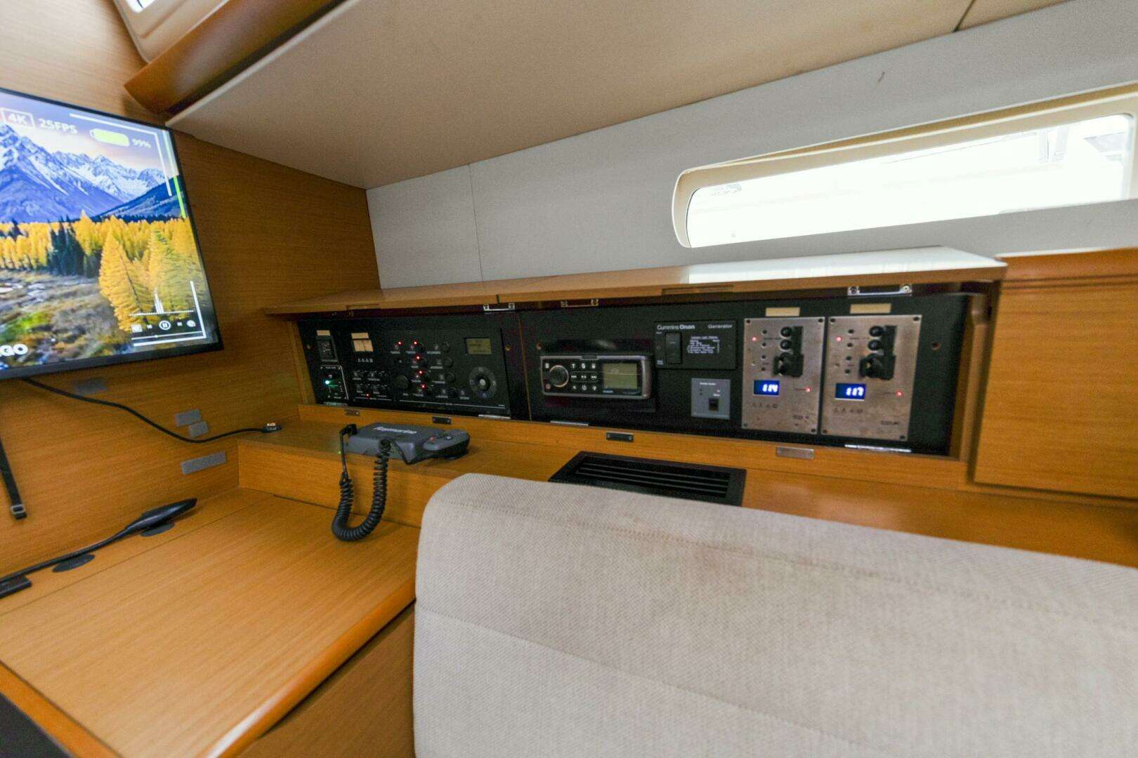 2012 Jeanneau 509 - Image 44