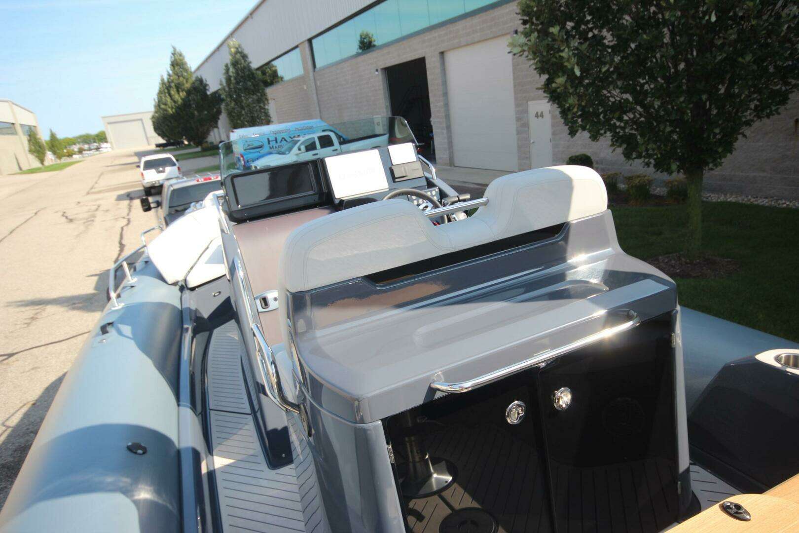 2024 Zodiac Medline 9 NEO - Image 16