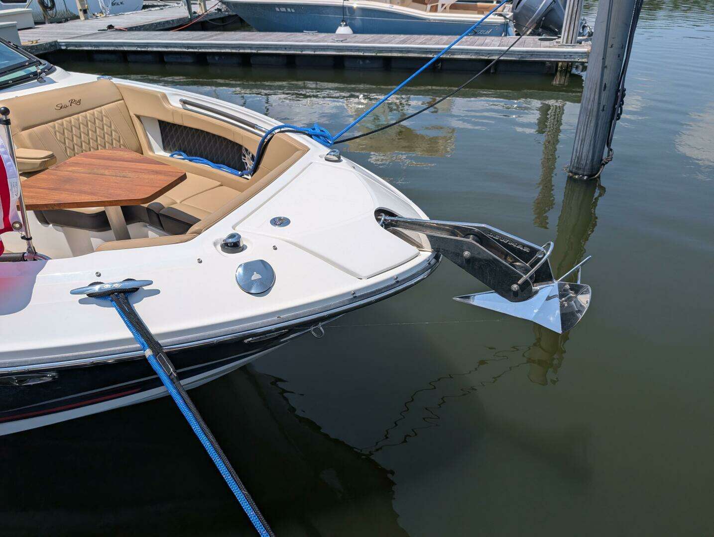 2023 Sea Ray 280 SLX - Image 12