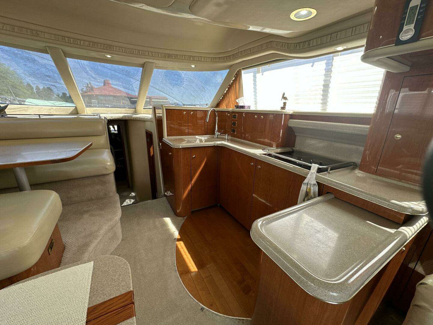 2000 Sea Ray 480 Sedan Bridge - Image 20
