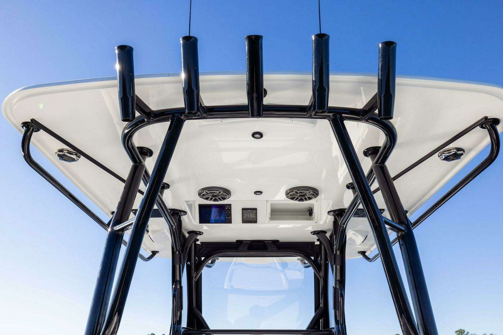 2023 Yellowfin 32 Offshore - Image 30