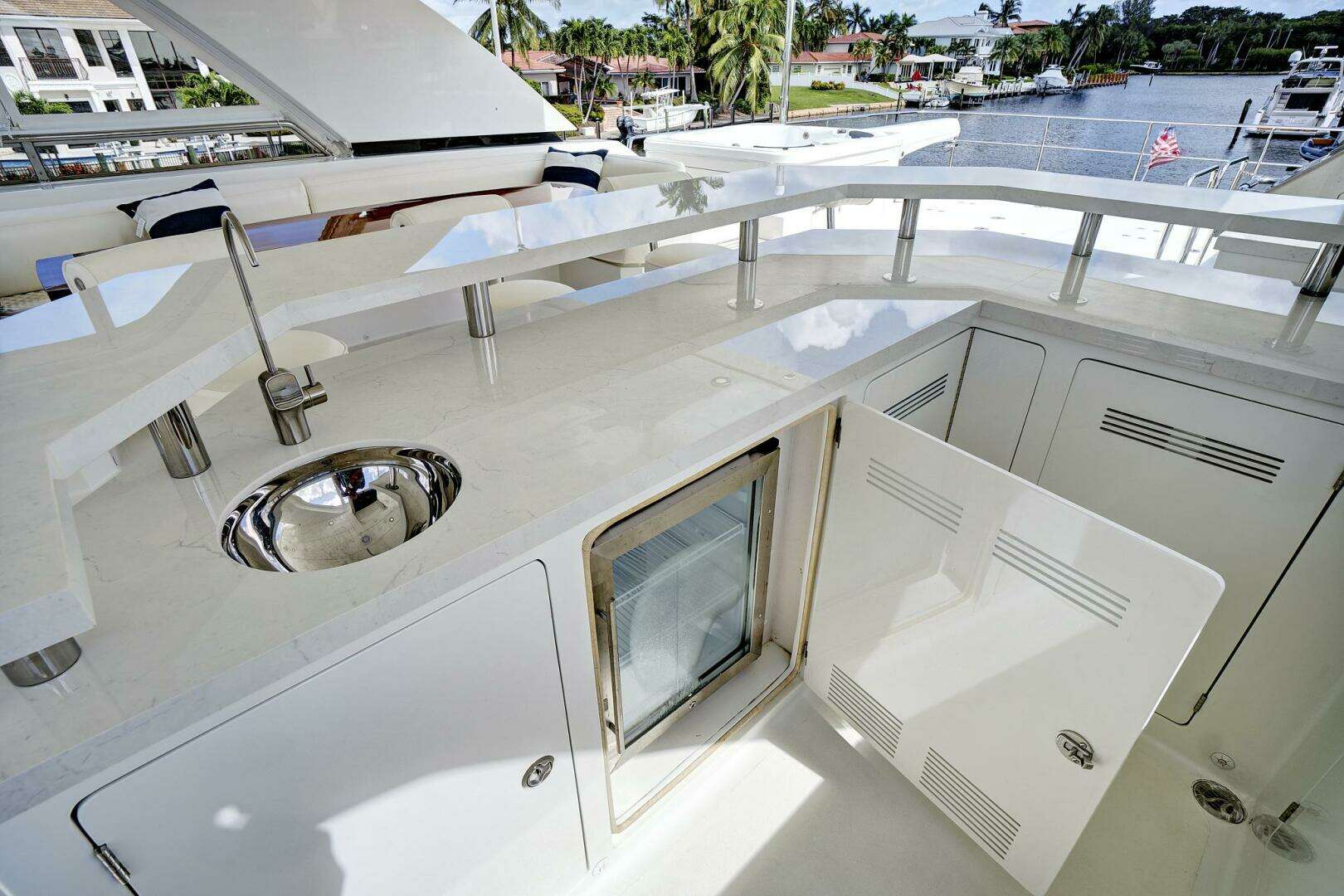 2016 Ocean Alexander 85 E - Image 127