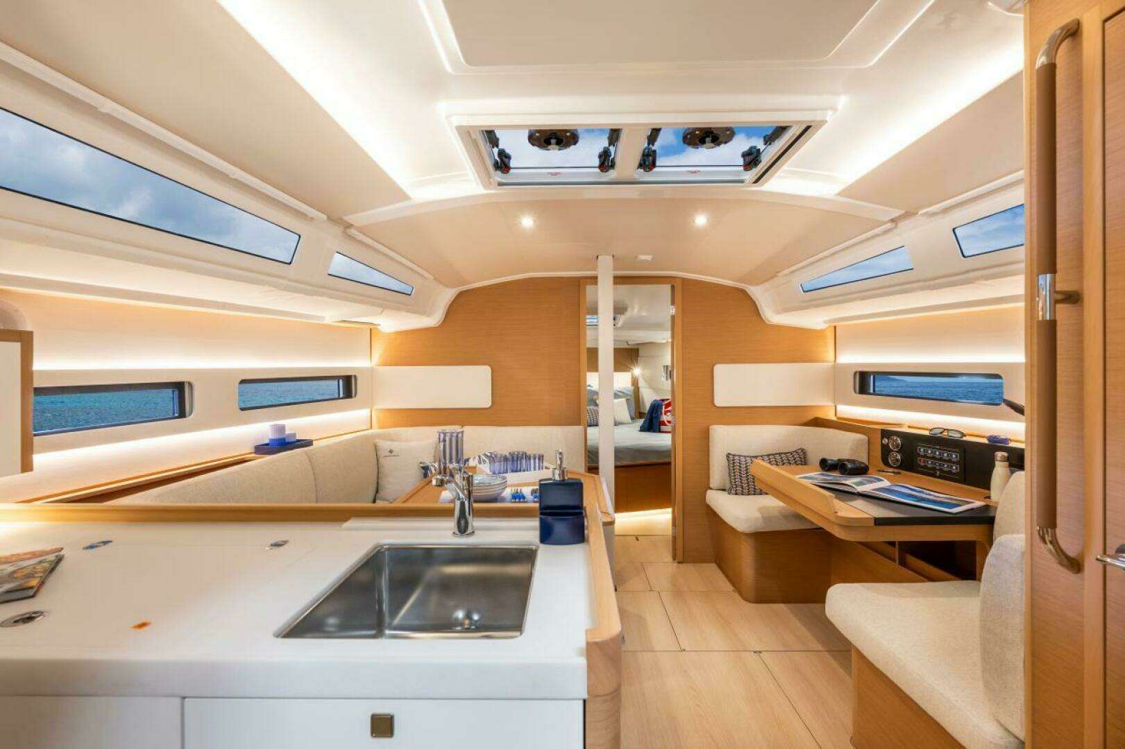 2027 Jeanneau Sun Odyssey 415 - Image 6