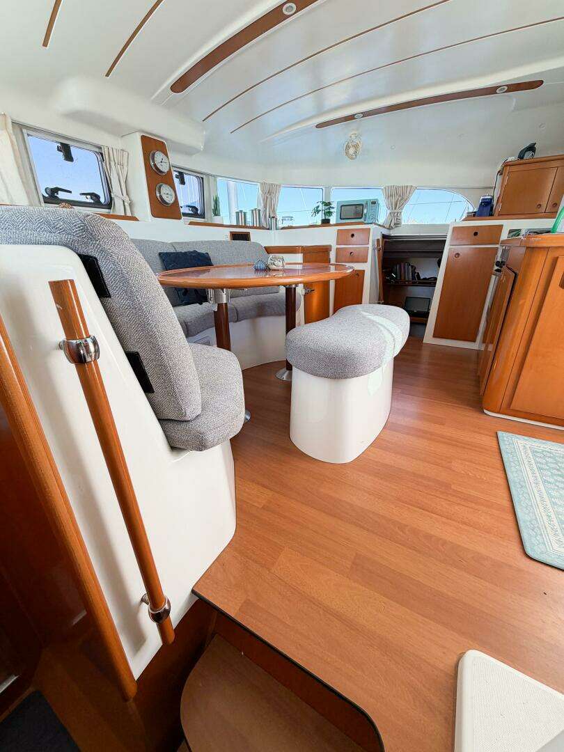 2005 Lagoon 380S - Image 72