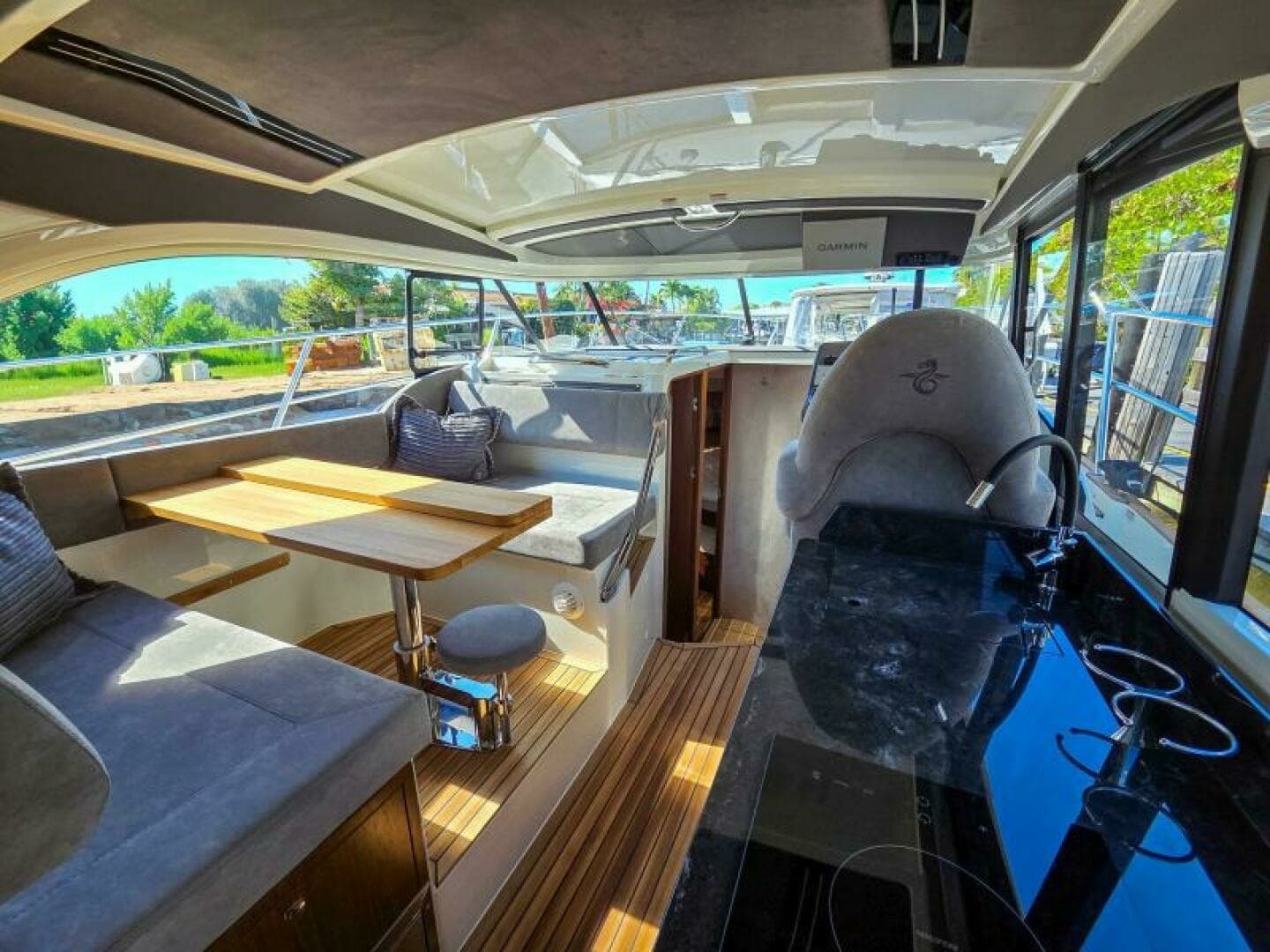 2026 Marex 330 Scandinavia - Image 23