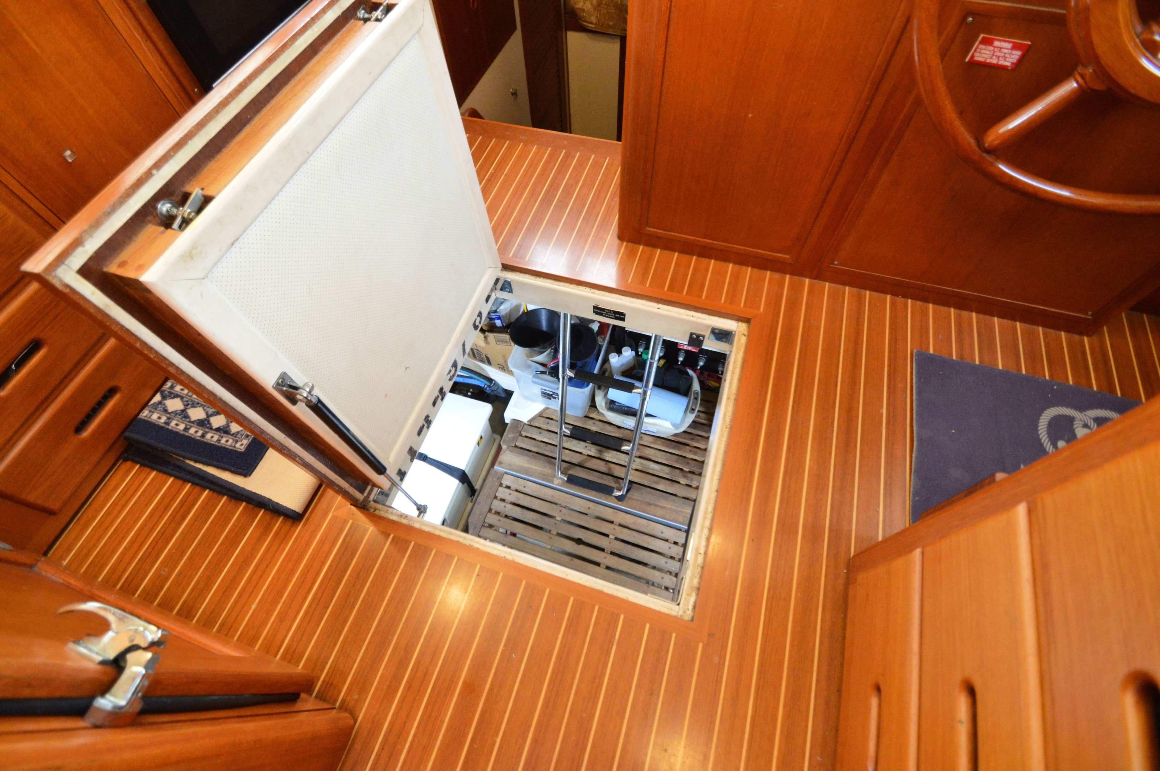 2003 Grand Banks 42 Classic - 71