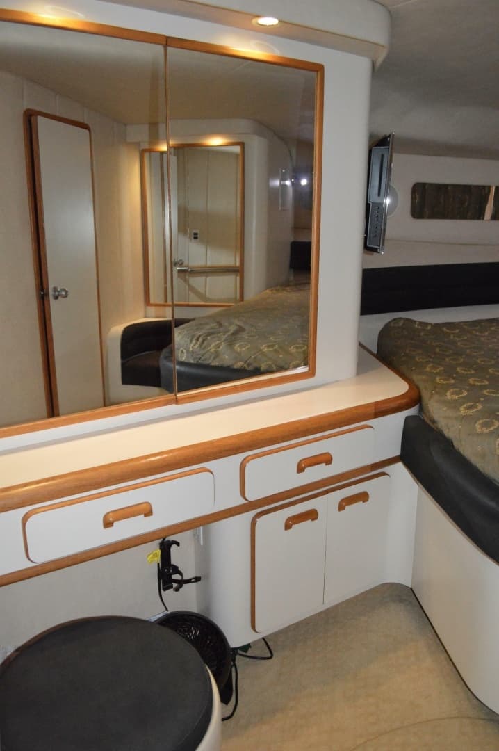 1994 Sea Ray 500 Sundancer - Image 33