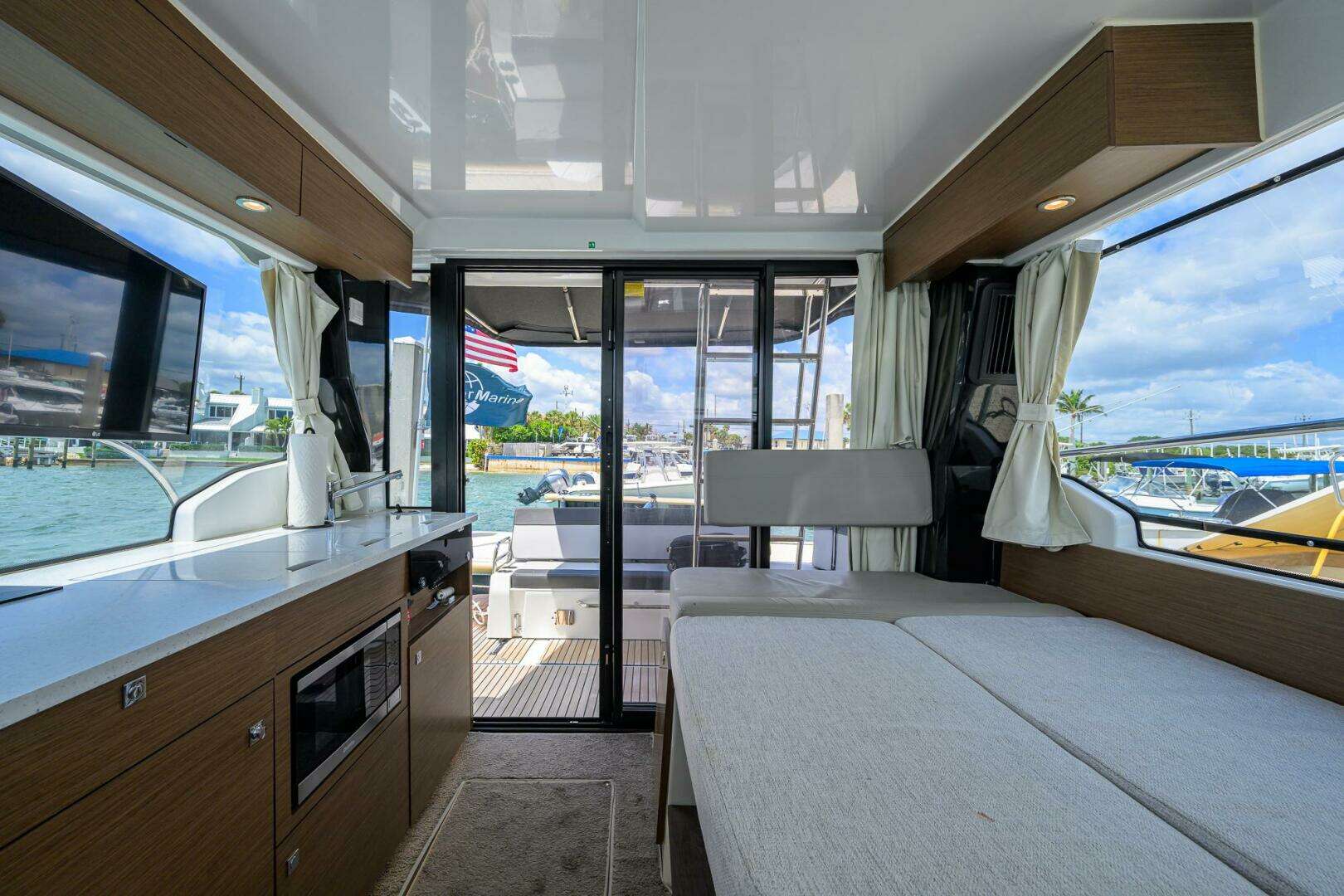 2022 Jeanneau NC Weekender 1095 Fly - Image 24