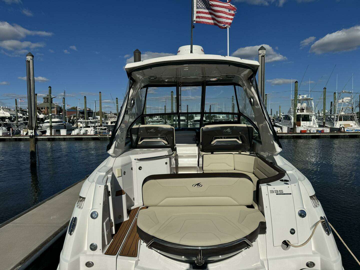 2018 Monterey 335 SY - Image 3