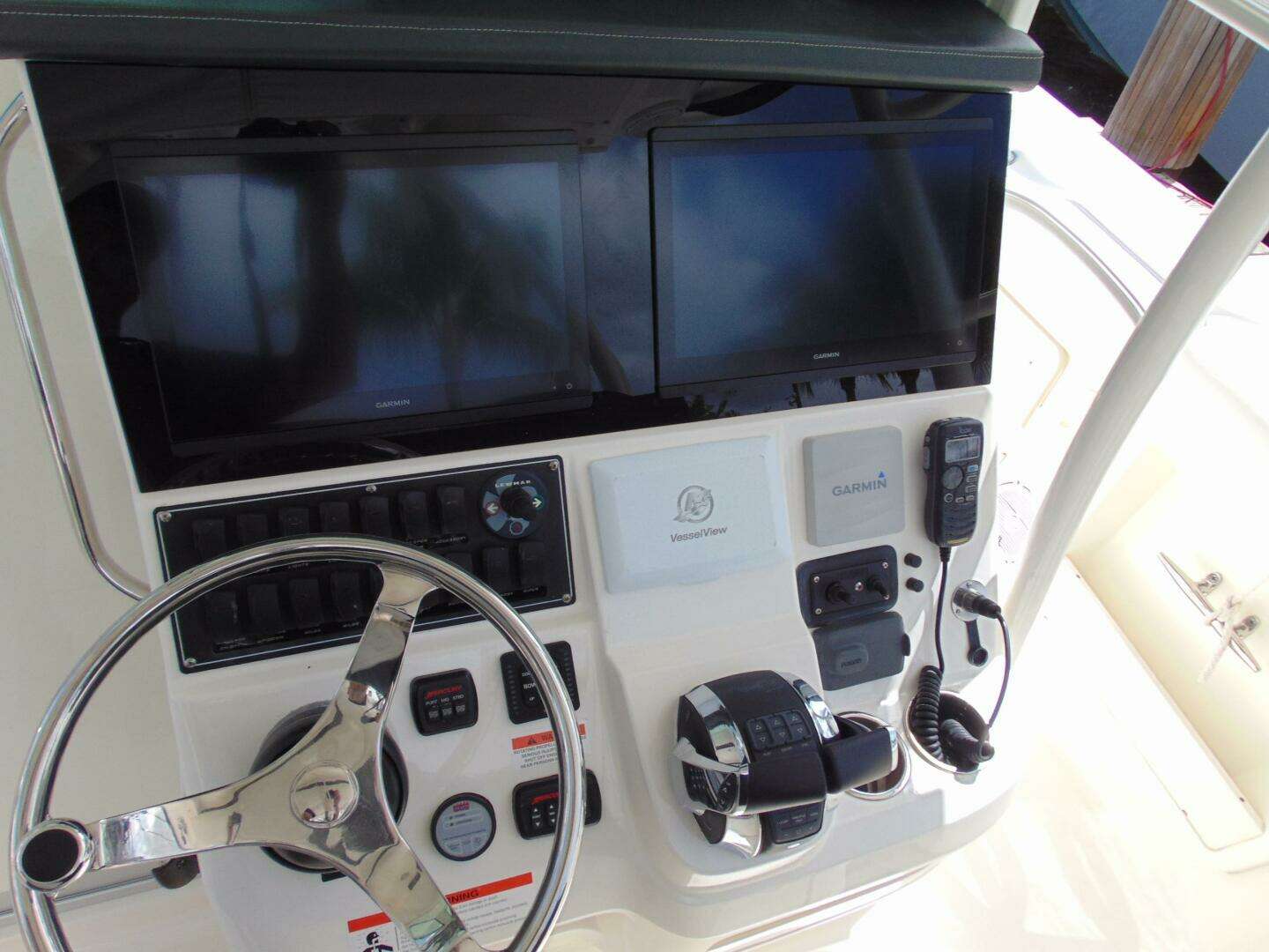 2013 Boston Whaler 370 Outrage - Image 19